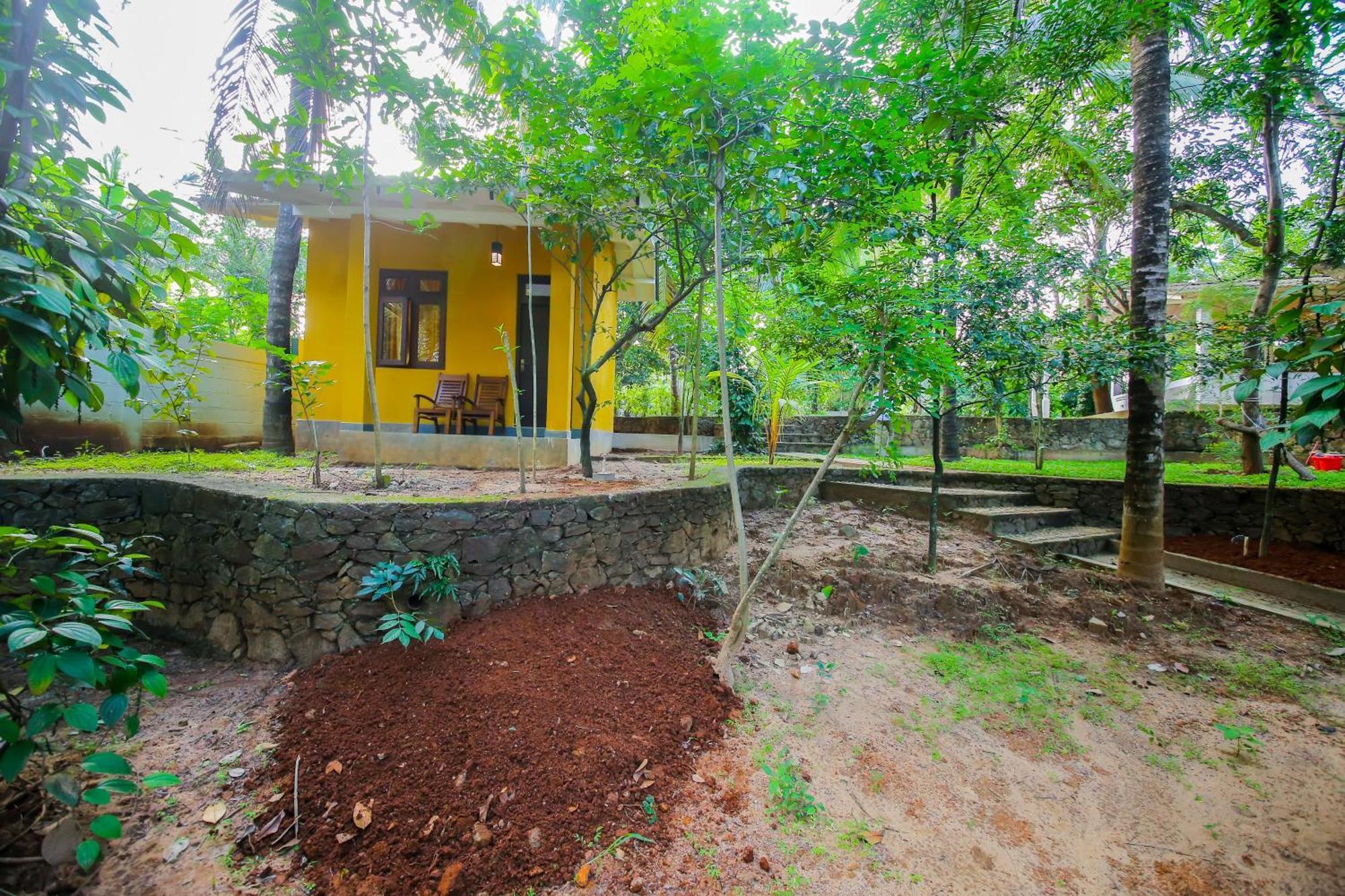 Green Waters Safari Lodge By Aradhana Leisure Embilipitiya Exterior photo